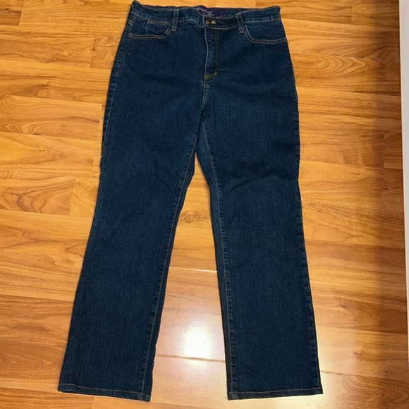 Not Your Daughter’s Jeans - Picture 2 of 14